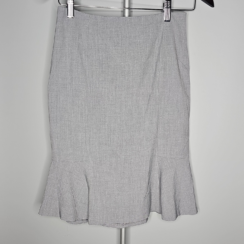 White House Black Market Gray Ruffled Pencil Skirt